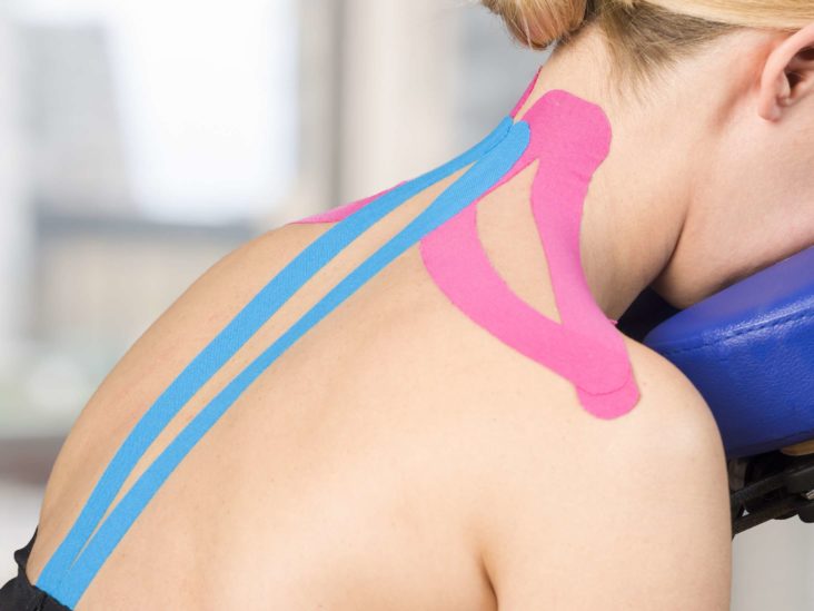 cinta de kinesiología para el dolor de cuello