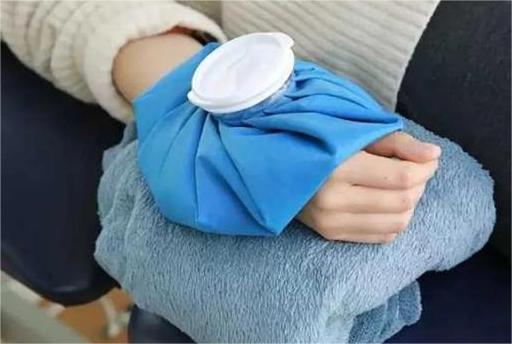 how to strap with kinesiology tape thumb? 2 ¿Cómo se rehabilita un pulgar dolorido?