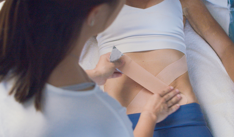 Kinesiologie-Tape für Rektusdiastase