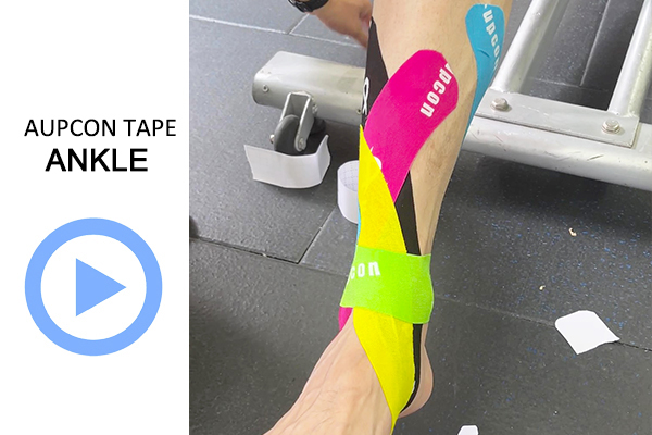 Kinesiologisches Tape für die Stabilität des Sprunggelenks verwenden