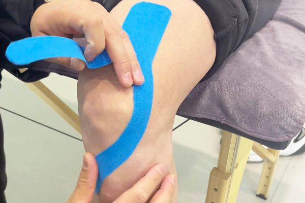 tape for knee pain